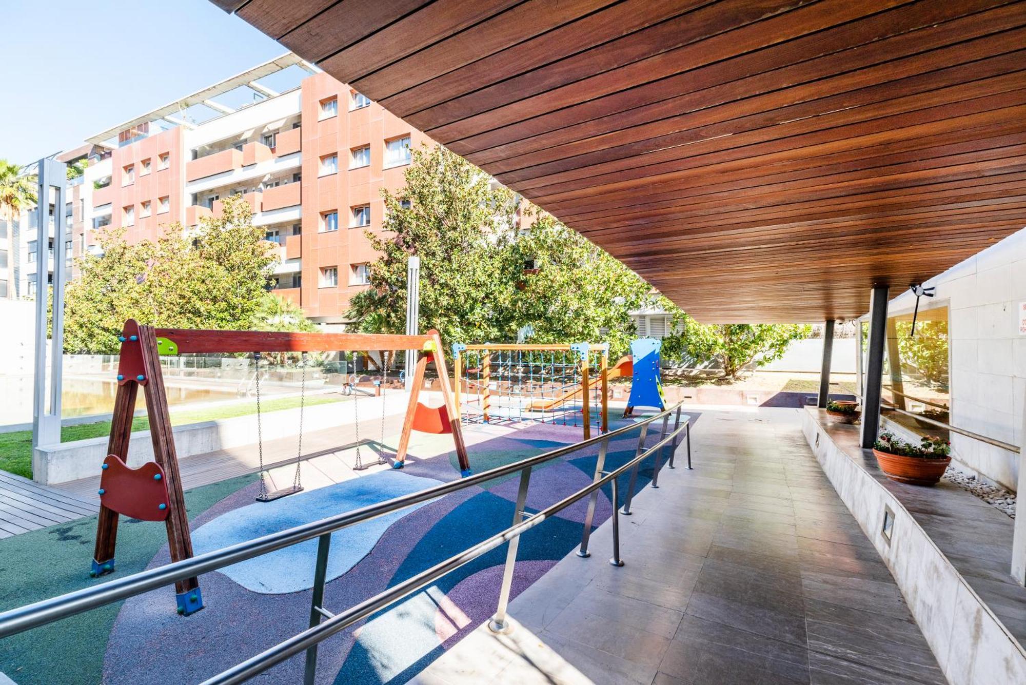 Tuguest Avenida De La Investigacion - Free Parking Apartment Granada Ngoại thất bức ảnh